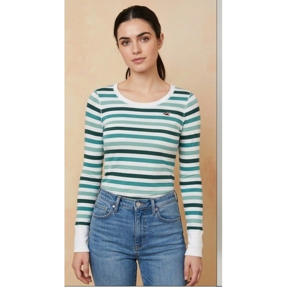 Hollister Long Sleeve Tee Womens Medium Green Striped Slim Fit Logo Casual Top